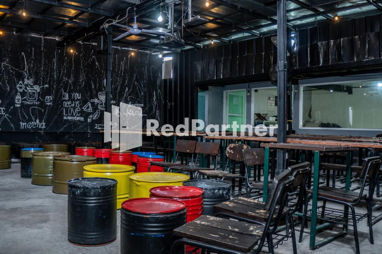 Hotel Jabrix Mitra Reddoorz Bandung