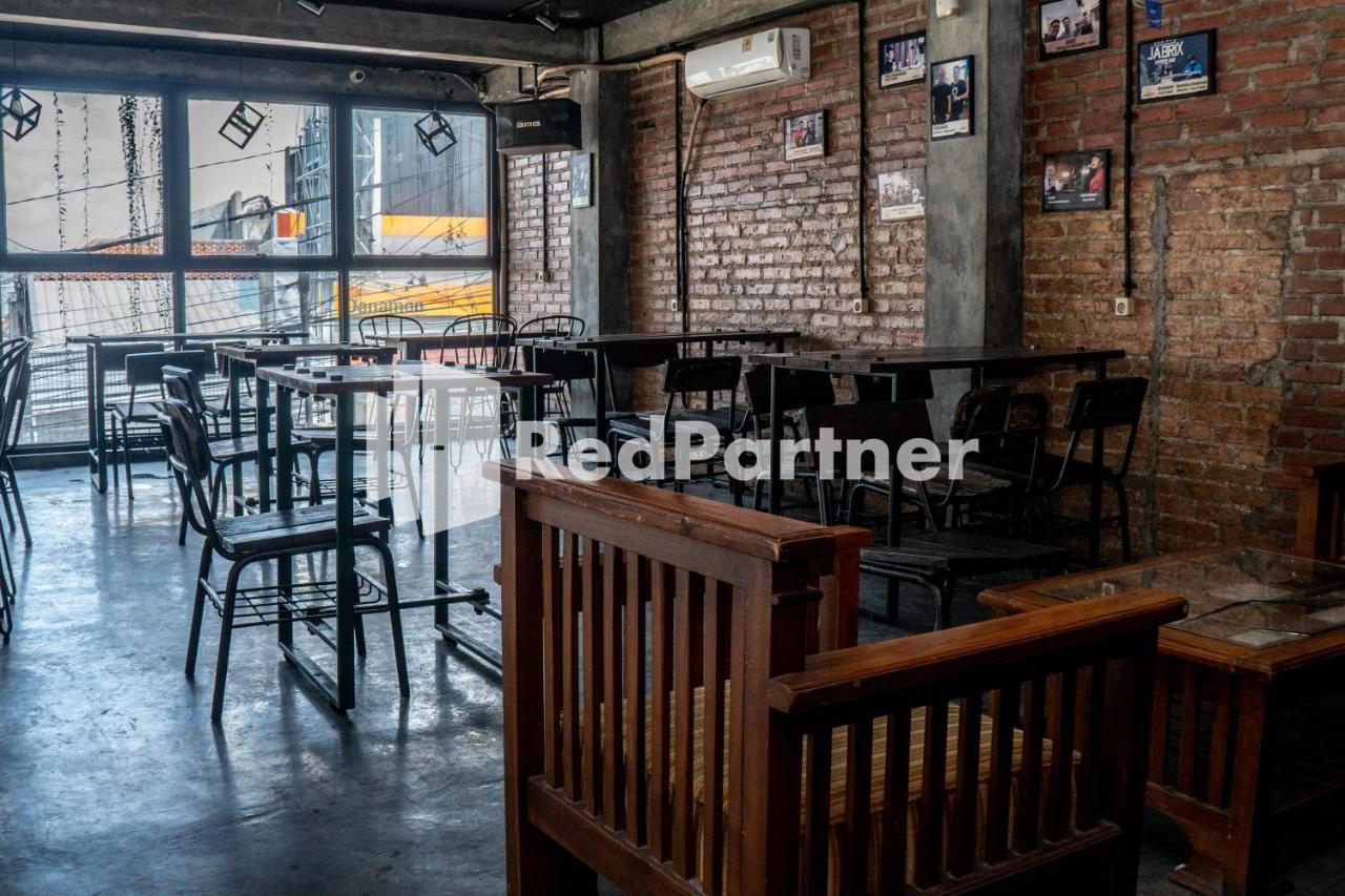 Hotel Jabrix Mitra Reddoorz Bandung